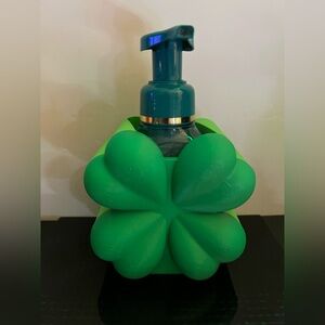 St Patrick bath and body works soap holder